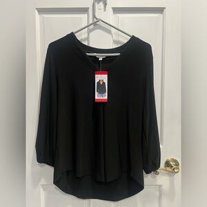 TWO BY VINCE CAMUTO NWT V-Neck Long Sleeve Solid Black Blouse MEDIUM Pre Loved